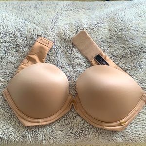 Victoria’s Secret Strapless Bra (Slight Push-Up)